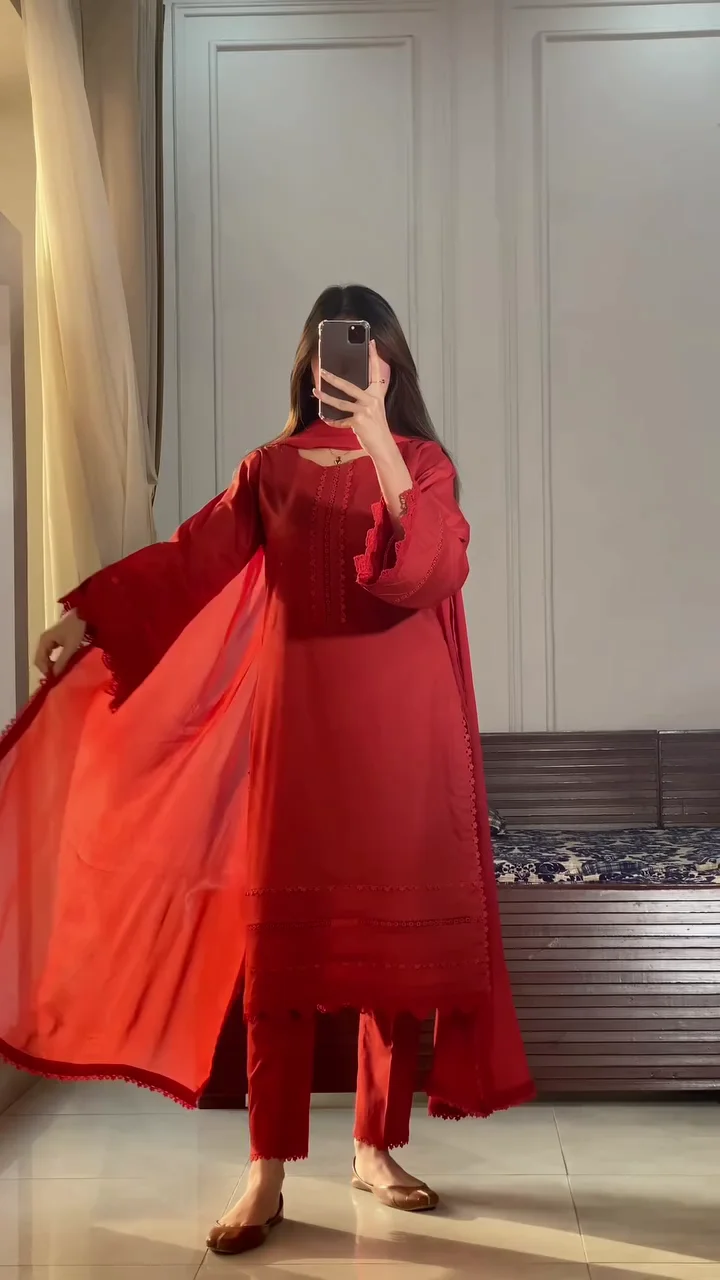 Floral Embroidered Bell Sleeves Organza Straight Kurta With Trousers & Dupatta